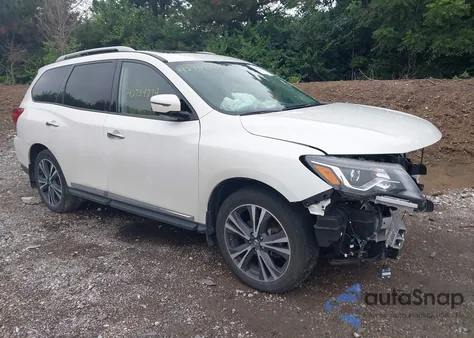2018 Nissan Pathfinder Platinum z USA, uszkodzony, nr VIN 5N1DR2MM1JC612848